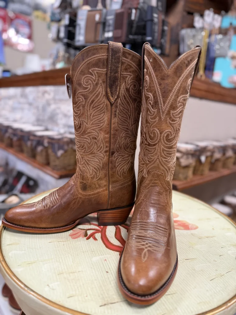 Women’s Rival Western Boots Round Toe – Complete Guide