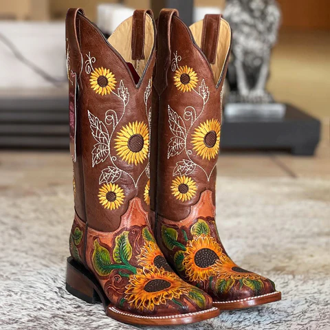 Women's Sunflower Western Boots - Floral Style & Comfort