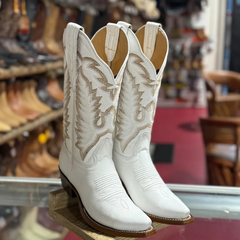 Women's White Western Boots Shyanne Collection Guide